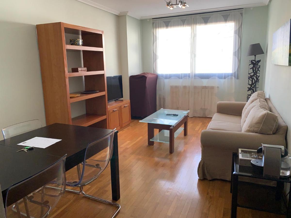 Apartamentos Confortarte Oviedo Luaran gambar
